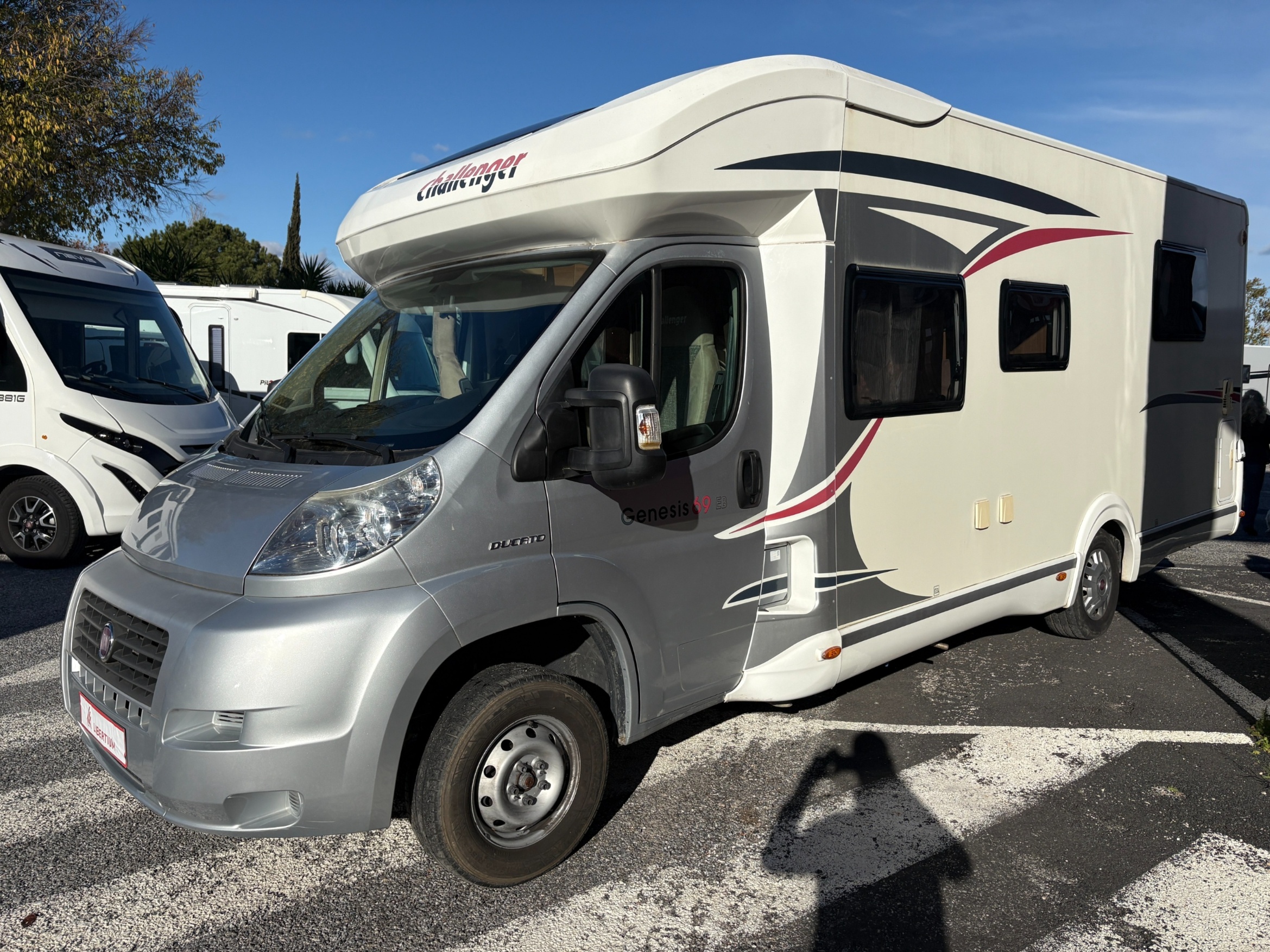 CAMPING CAR GENESIS69EB